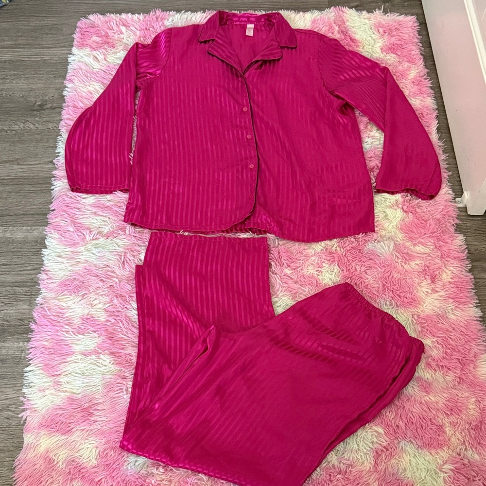 Elegant Fuchsia Satin Pajama Set